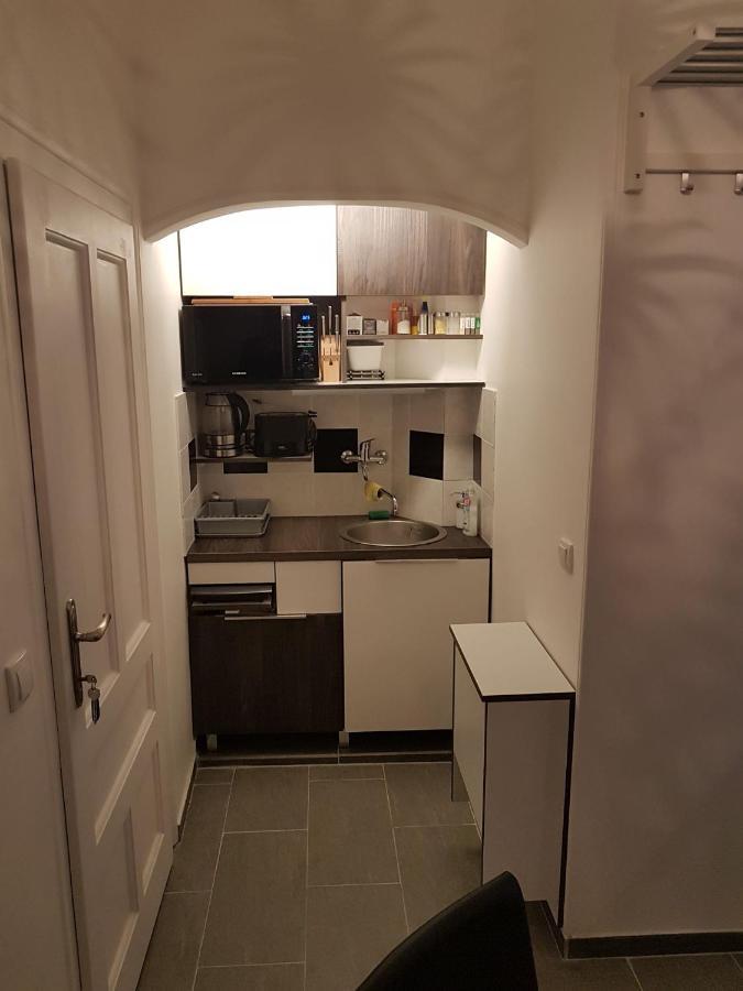 Balkan-Inn Parlament Lux Apartment Belgrado Esterno foto