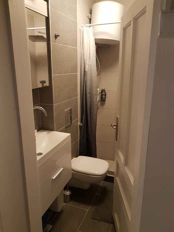 Balkan-Inn Parlament Lux Apartment Belgrado Esterno foto