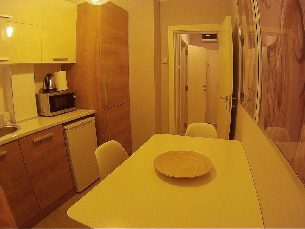 Balkan-Inn Parlament Lux Apartment Belgrado Esterno foto