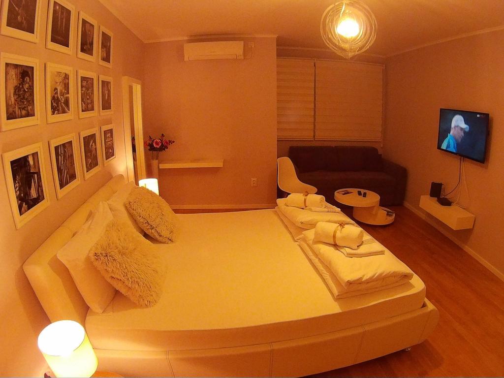 Balkan-Inn Parlament Lux Apartment Belgrado Esterno foto